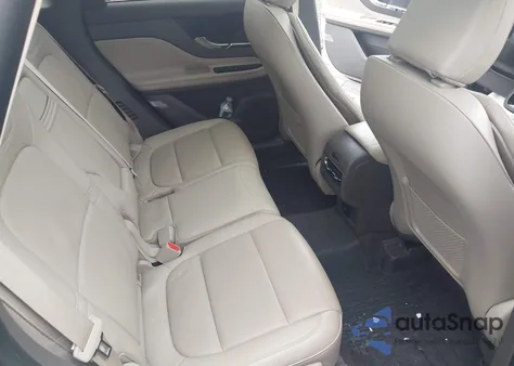 2022 Lincoln Corsair Standard z USA, uszkodzony, nr VIN 5LMCJ1D95NUL34834